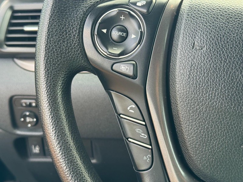 Honda Ridgeline Vehicle Image 18