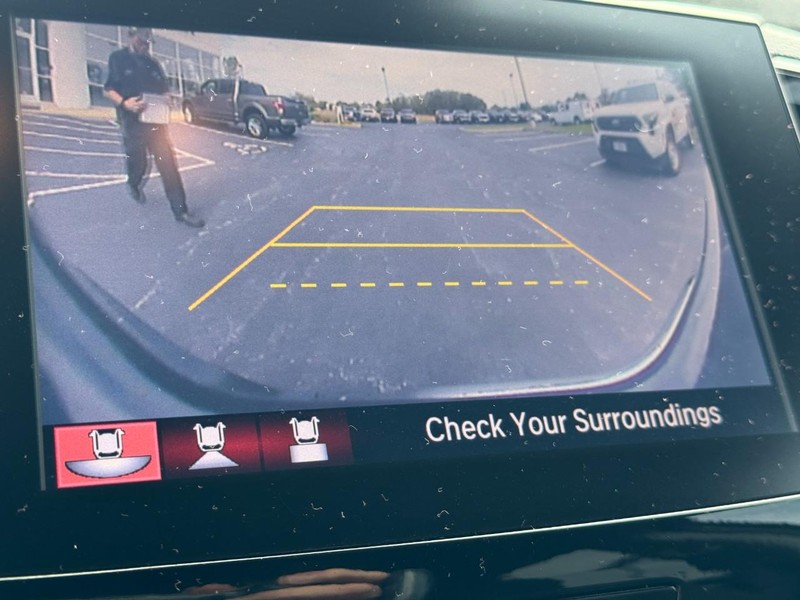 Honda Ridgeline Vehicle Image 21