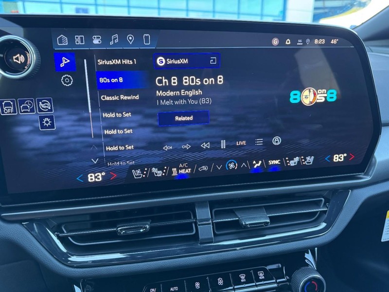 Chevrolet Equinox EV Vehicle Image 16