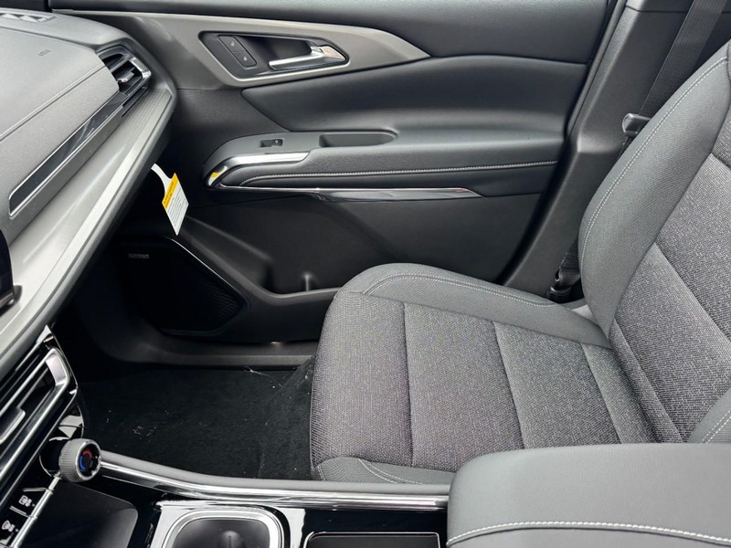 Chevrolet Traverse Vehicle Image 10