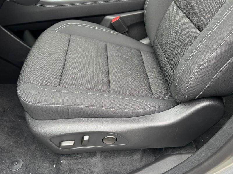 Chevrolet Traverse Vehicle Image 11