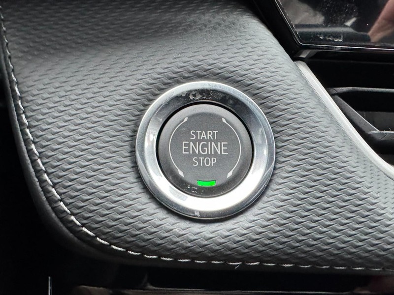 Chevrolet Equinox Vehicle Image 16