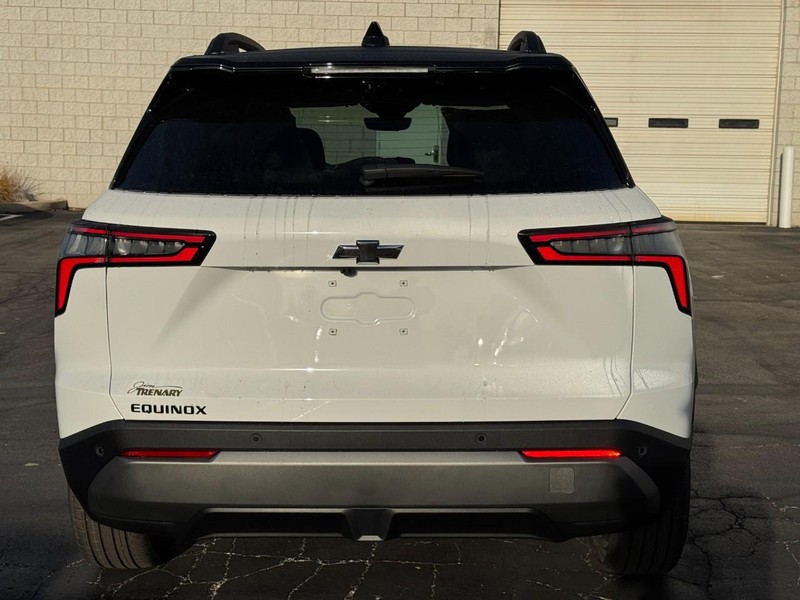 Chevrolet Equinox Vehicle Image 04