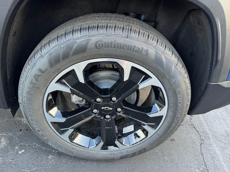 Chevrolet Equinox Vehicle Image 06