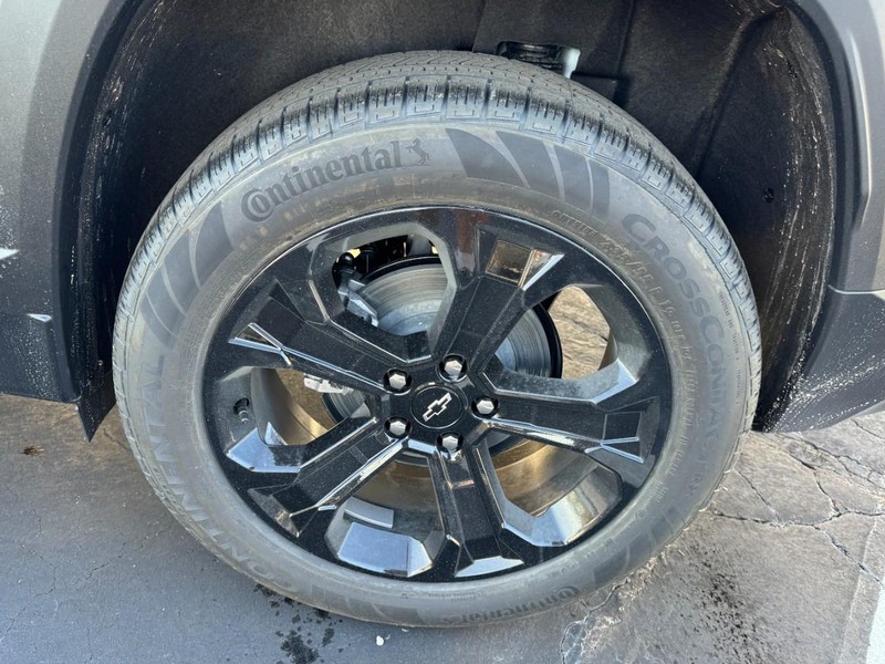 Chevrolet Equinox Vehicle Image 06