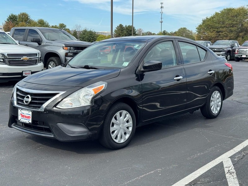 Nissan Versa Sedan Vehicle Image 07