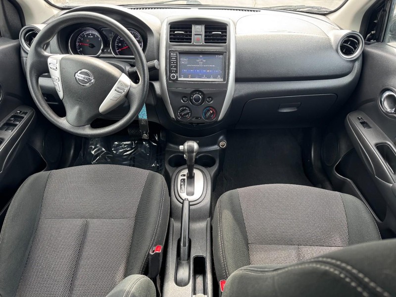 Nissan Versa Sedan Vehicle Image 10