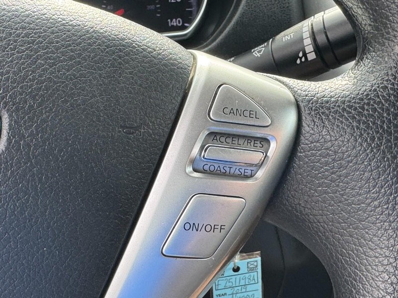 Nissan Versa Sedan Vehicle Image 17