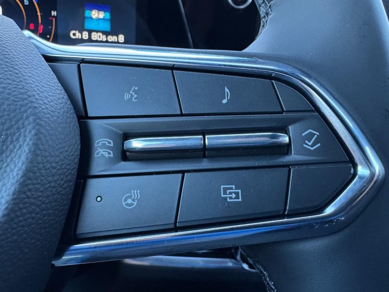 Chevrolet Equinox Vehicle Image 13