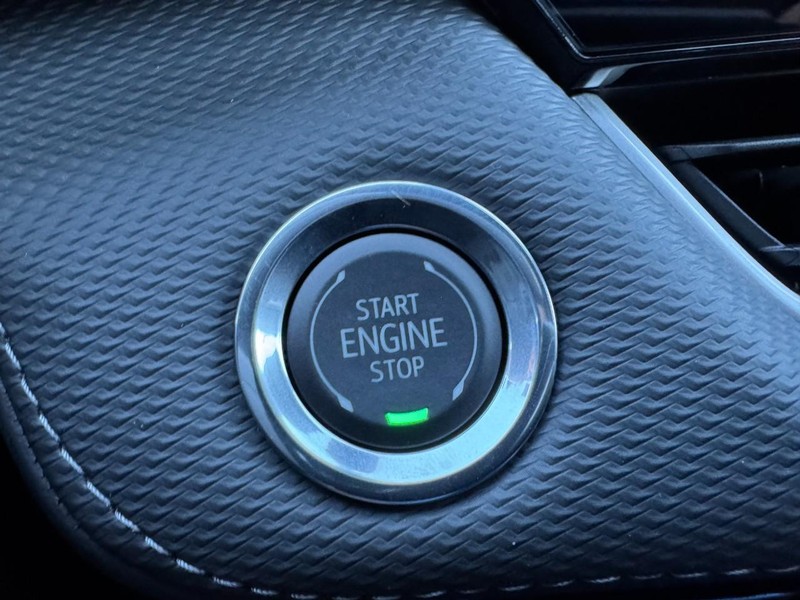 Chevrolet Equinox Vehicle Image 18