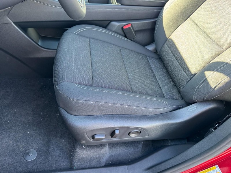 Chevrolet Traverse Vehicle Image 09