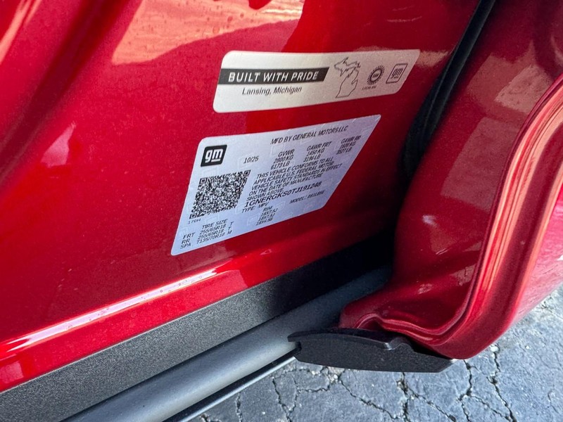 Chevrolet Traverse Vehicle Image 18