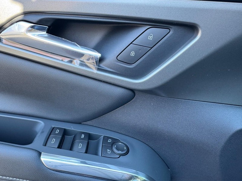 Chevrolet Traverse Vehicle Image 10