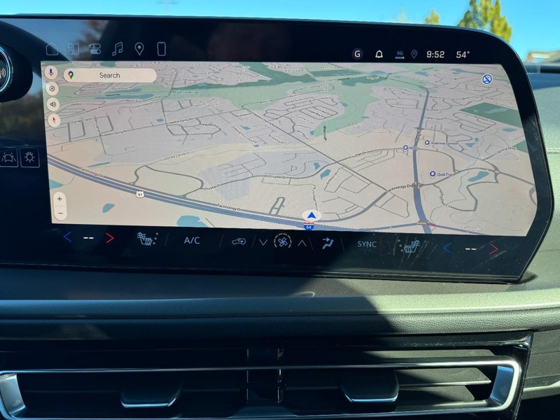 Chevrolet Traverse Vehicle Image 15