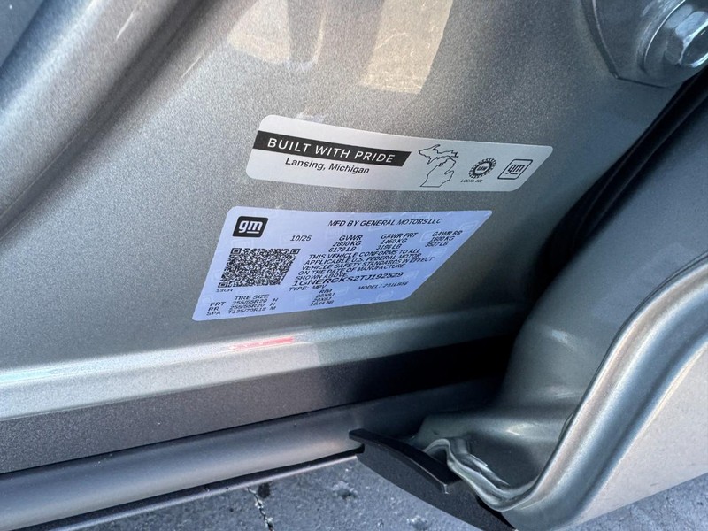 Chevrolet Traverse Vehicle Image 18