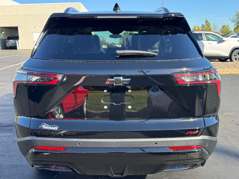 Chevrolet Equinox Vehicle Image 04