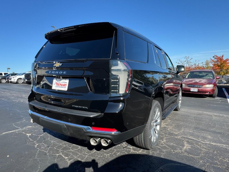 Chevrolet Tahoe Vehicle Image 03