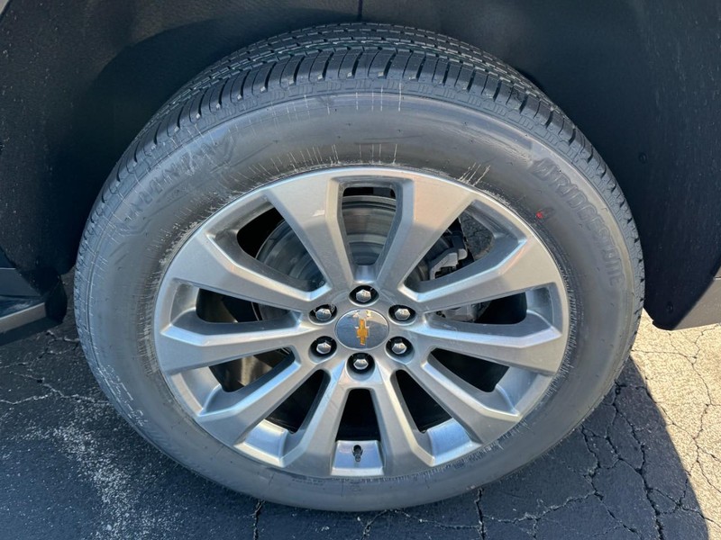 Chevrolet Tahoe Vehicle Image 06