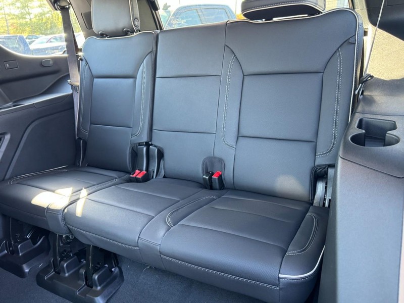 Chevrolet Tahoe Vehicle Image 10