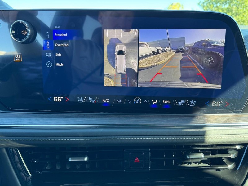 Chevrolet Tahoe Vehicle Image 20