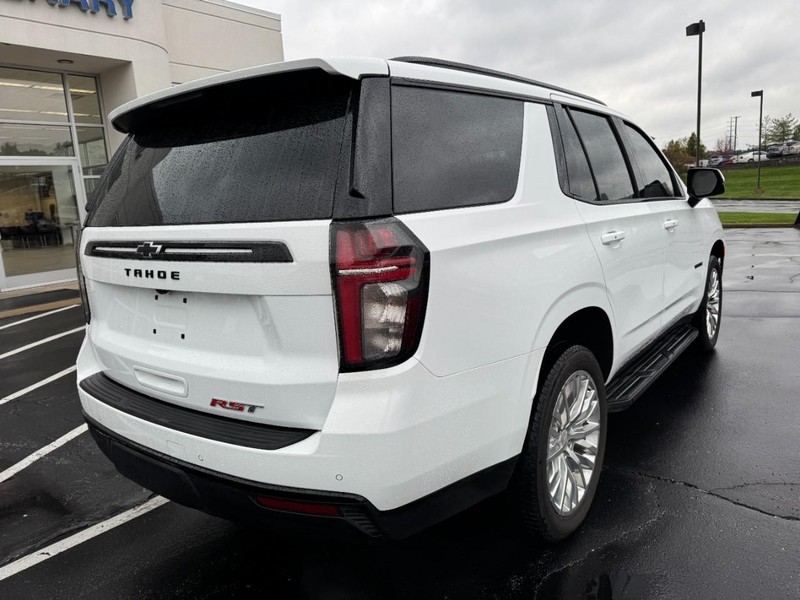 Chevrolet Tahoe Vehicle Image 03