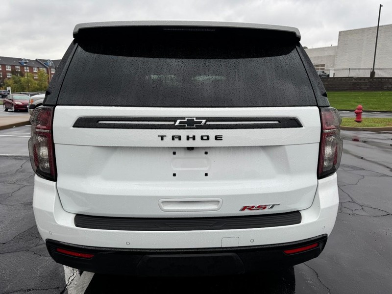 Chevrolet Tahoe Vehicle Image 04