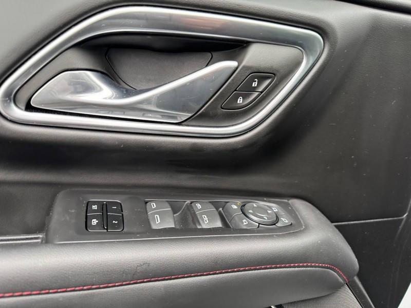 Chevrolet Tahoe Vehicle Image 16