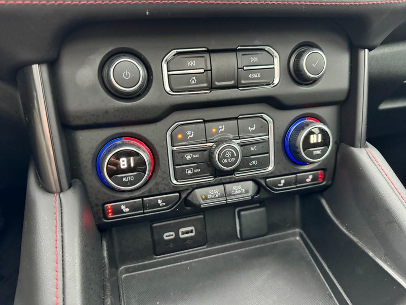 Chevrolet Tahoe Vehicle Image 20