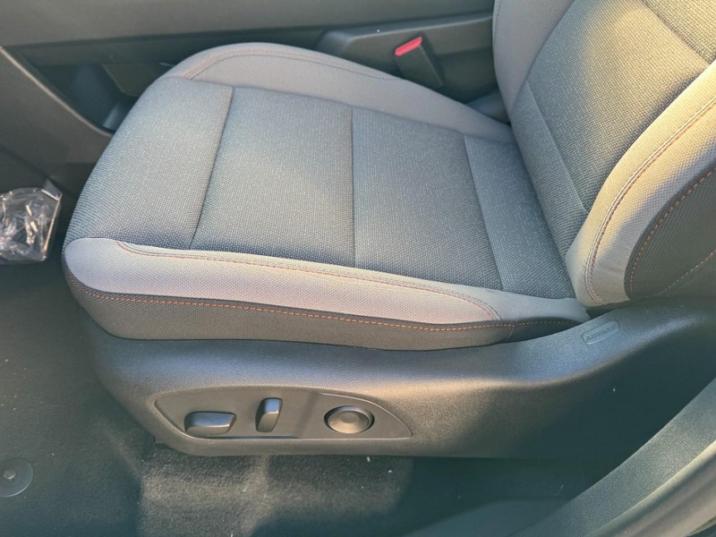 Chevrolet Traverse Vehicle Image 09