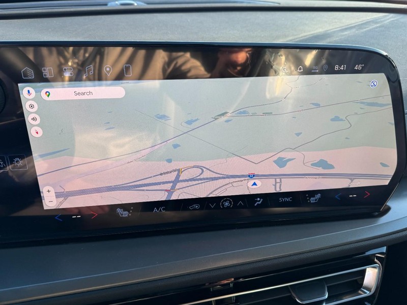 Chevrolet Traverse Vehicle Image 15