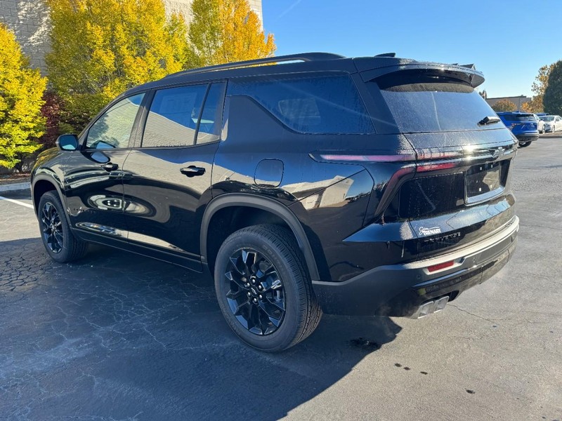 Chevrolet Traverse Vehicle Image 05