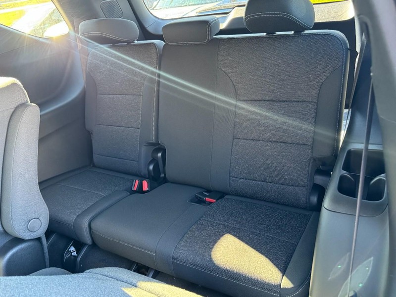 Chevrolet Traverse Vehicle Image 08