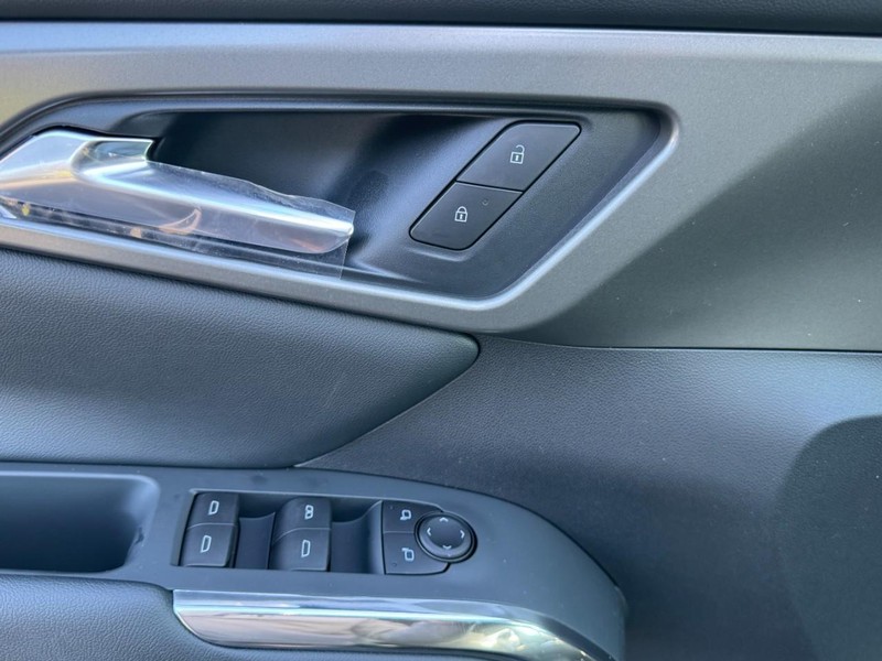 Chevrolet Traverse Vehicle Image 10