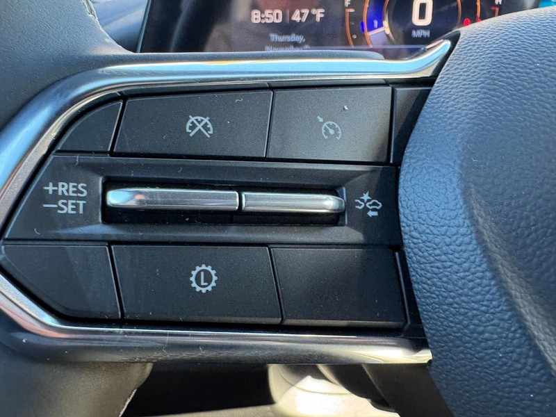 Chevrolet Traverse Vehicle Image 11