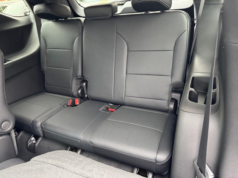 Chevrolet Traverse Vehicle Image 08