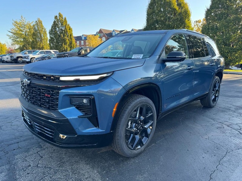 Chevrolet Traverse Vehicle Image 05