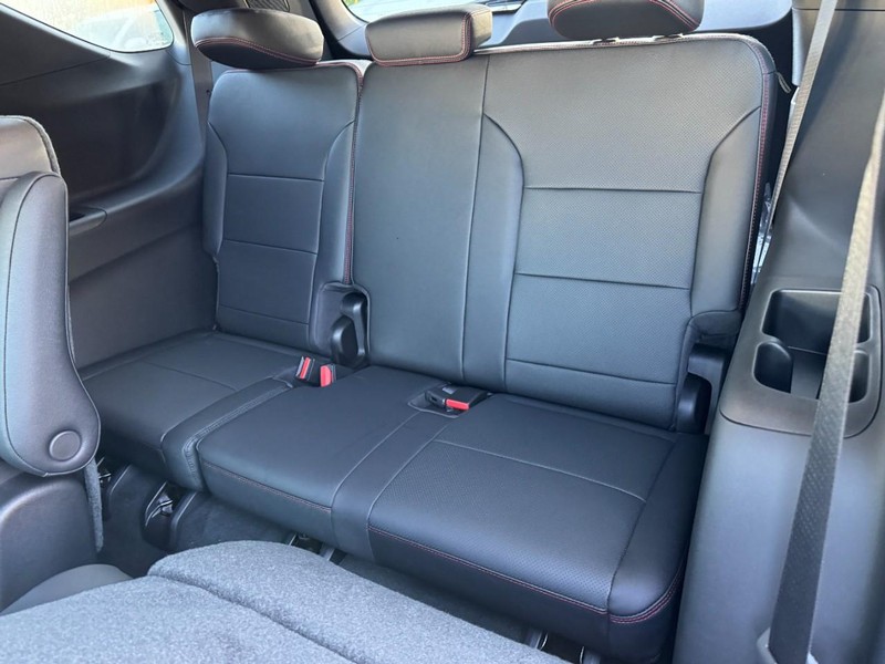 Chevrolet Traverse Vehicle Image 08