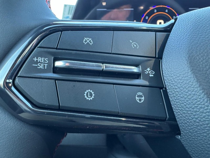 Chevrolet Traverse Vehicle Image 11