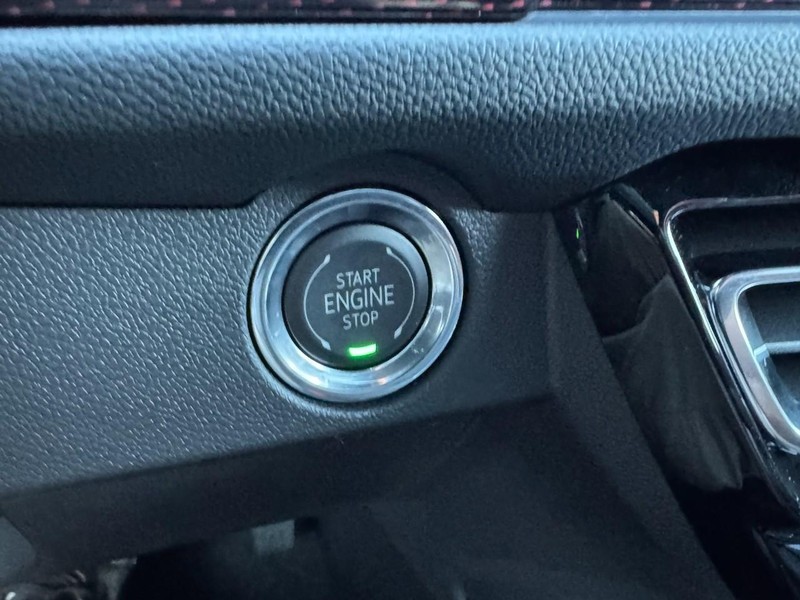 Chevrolet Traverse Vehicle Image 17