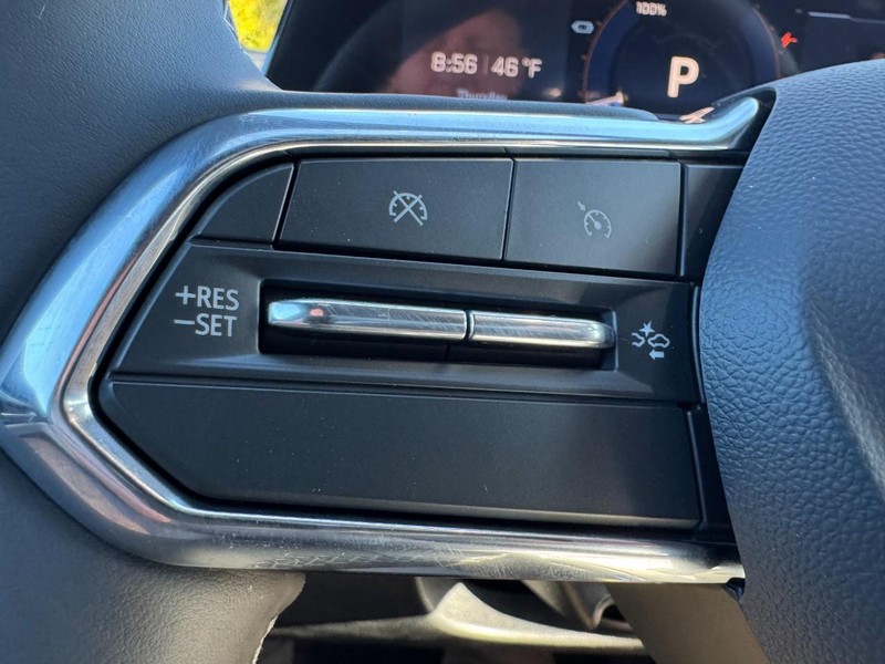 Chevrolet Equinox EV Vehicle Image 10