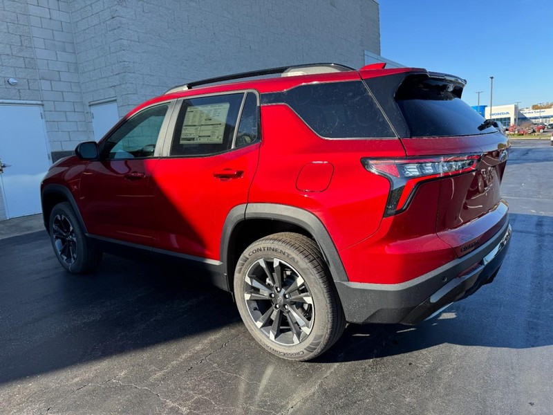 Chevrolet Equinox Vehicle Image 05