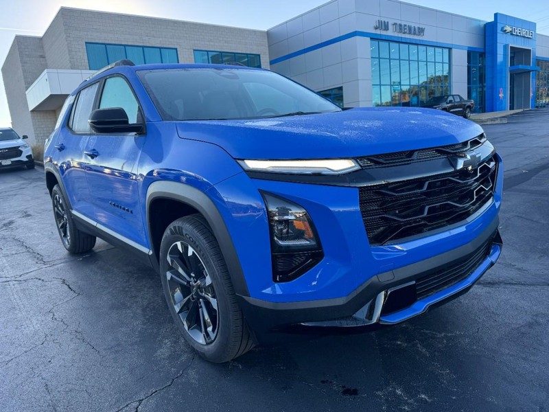 Chevrolet Equinox Vehicle Image 02