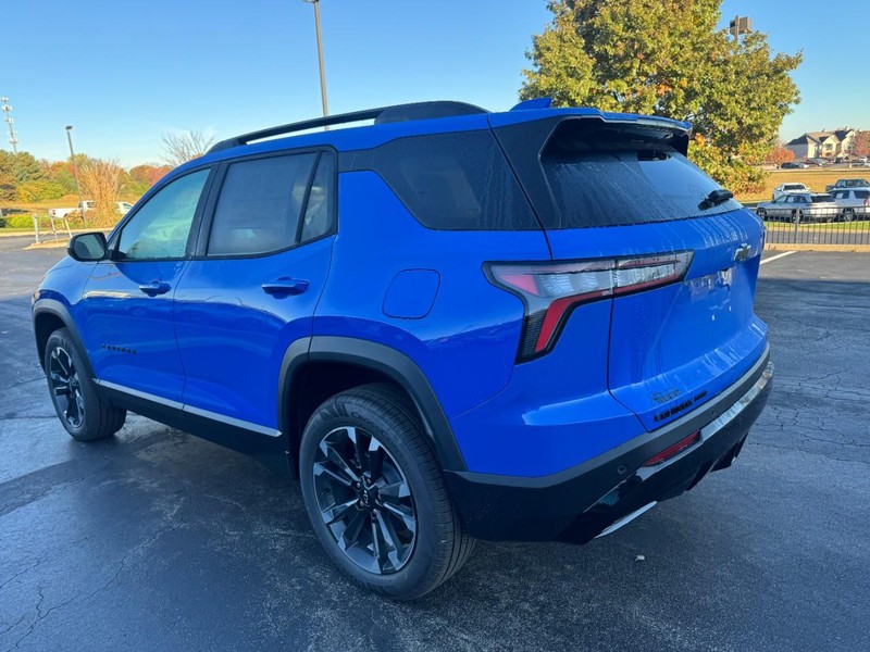 Chevrolet Equinox Vehicle Image 05