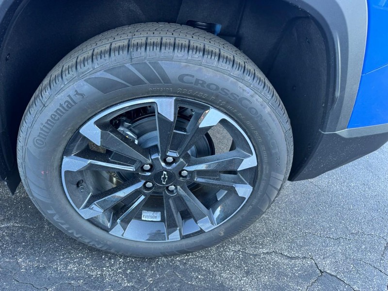 Chevrolet Equinox Vehicle Image 06