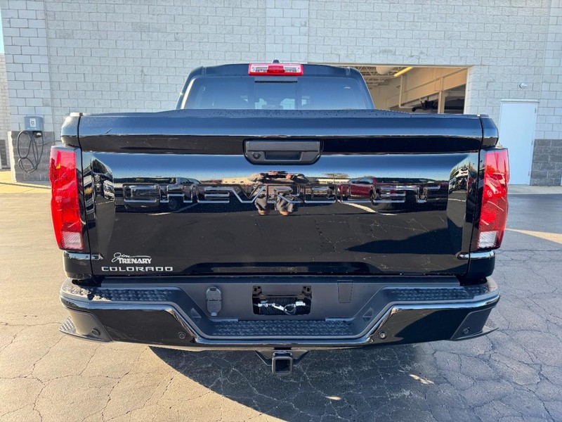 Chevrolet Colorado Vehicle Image 04