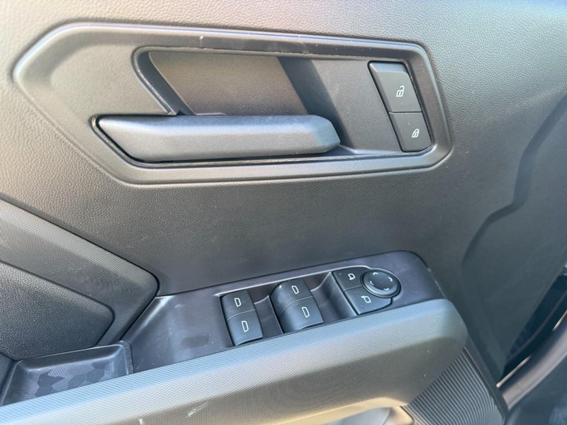 Chevrolet Colorado Vehicle Image 11