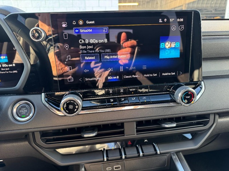 Chevrolet Colorado Vehicle Image 15