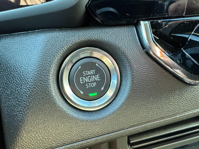 Chevrolet Colorado Vehicle Image 18