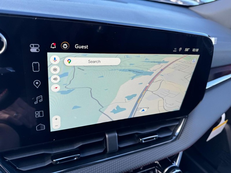 Chevrolet Equinox Vehicle Image 15