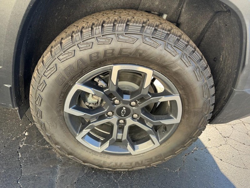 Chevrolet Equinox Vehicle Image 06